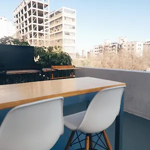 Apartamento Hermoso Departamento Luminoso, Excelente Ubicación Alrededor Comercios Y Bares -balcon Con Asador -caja Fuerte -wifi -botiquín Primeros Auxilios -planchador -desayuno O Media Tarde Gratis, Mendoza